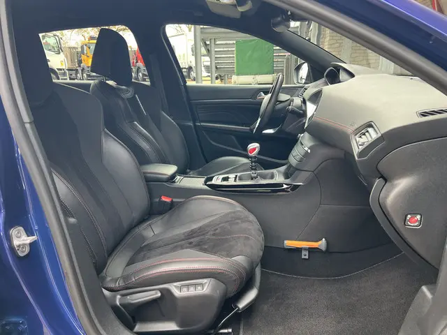 Peugeot 308 1.6 e-THP GTi 250 2016 Benzine 34