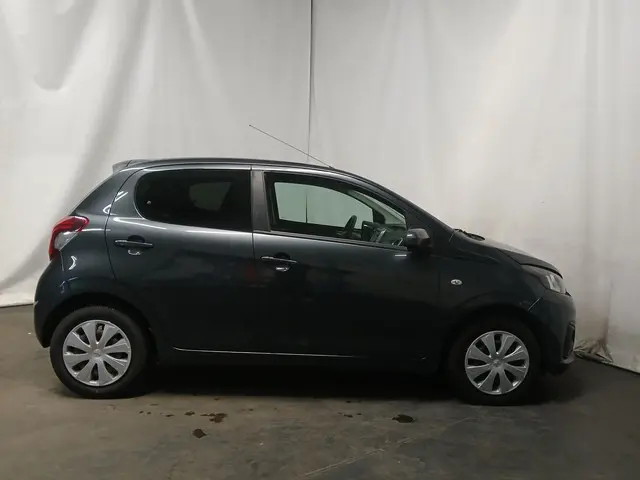 Peugeot 108 1.0 e-VTi Active 2017 Benzine 6