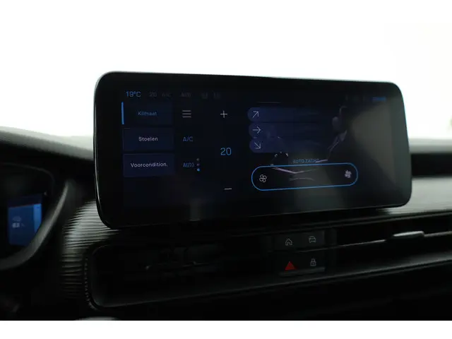 Jeep Avenger Longitude 54 kWh 2023 Elektrisch 22