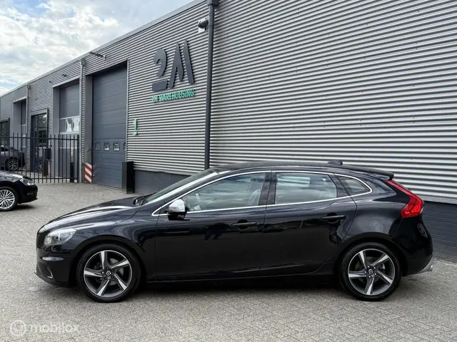Volvo V40 1.6 D2 R-Design EXPORTPRIJS 2013 Diesel 4