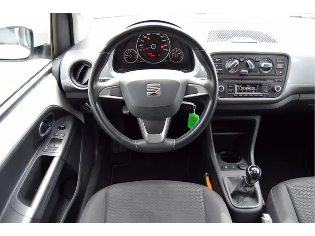 SEAT Mii 1.0 Sport Dynamic 2015 Benzine 14