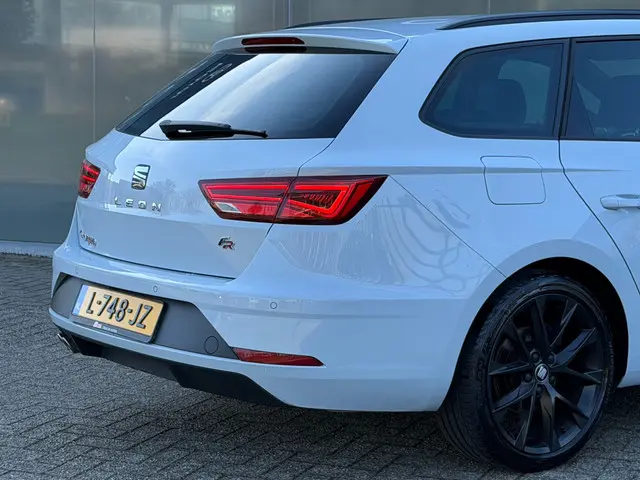 SEAT Leon ST 1.5 TSI FR 150PK Camera Led 2020 Benzine 8