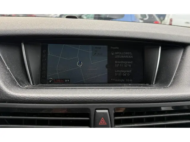 BMW X1 sDrive20i Executive 2015 Benzine 14