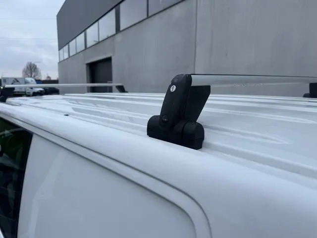 Volkswagen Transporter 2.0 TDI DC L1H2 2014 Diesel 14