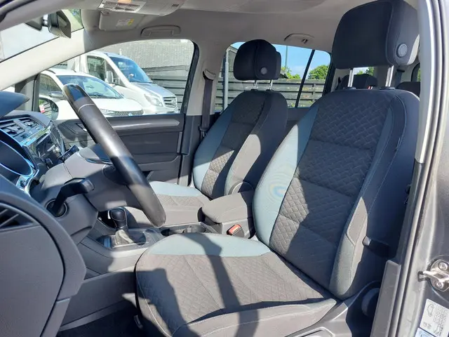 Volkswagen Touran 1.6 TDI Highline 7p 2019 Diesel 16