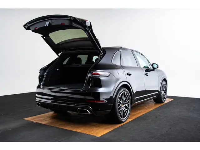 Porsche Cayenne 3.0 E-Hybrid 2020 Hybride Benzine 12
