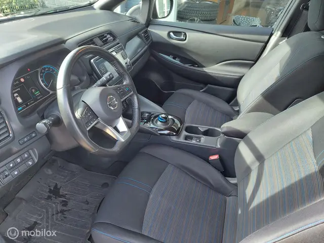 Nissan Leaf 2.ZERO EDITION 40 kWh 2018 Elektrisch 10