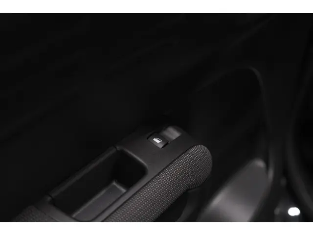 Citroën C3 Aircross PureTech 130 EAT6 Max 2024 Benzine 24