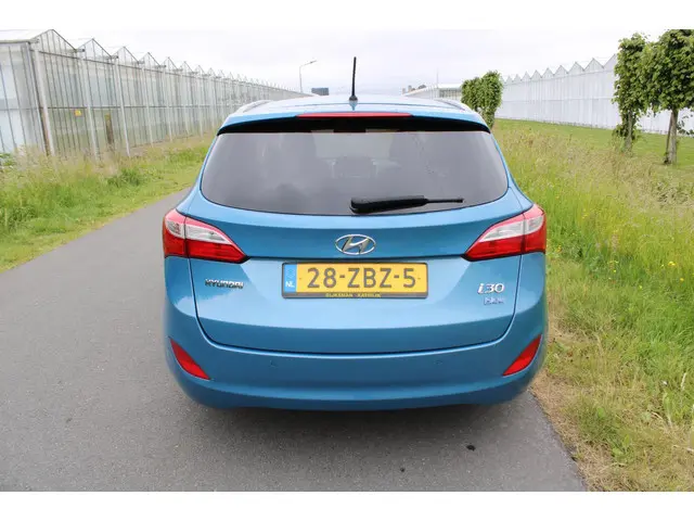 Hyundai i30 Wagon 1.6 GDI i-Motion 2012 Benzine 6
