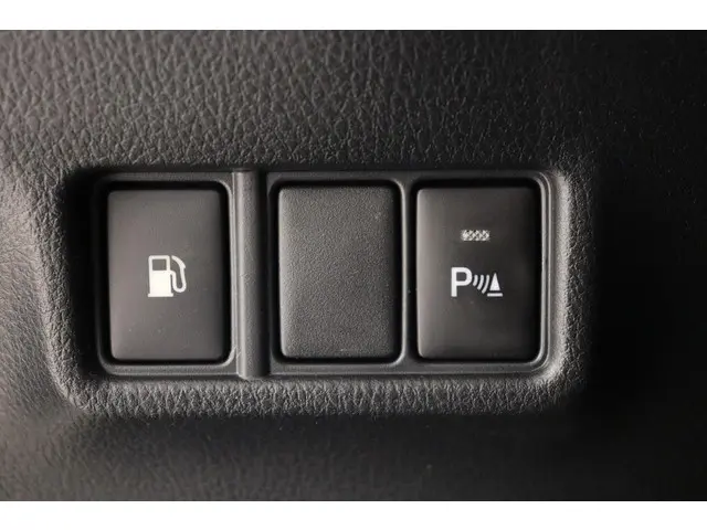 Toyota C-HR 1.8 Hybrid Dynamic, 2017 Hybride Benzine 7