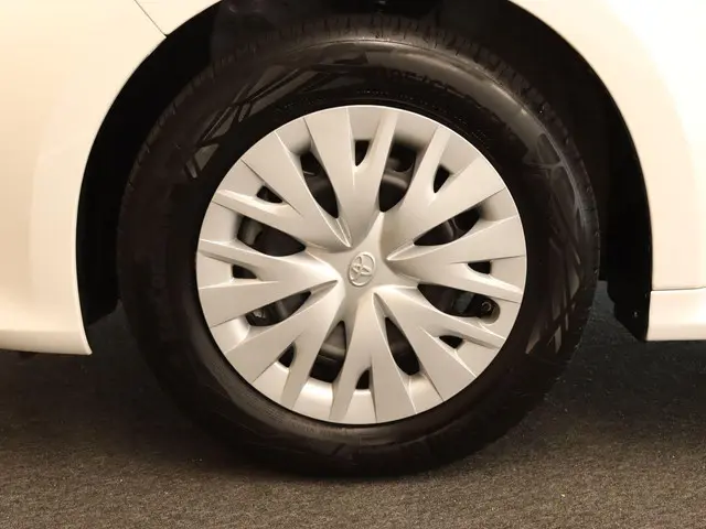 Toyota Yaris 1.5 Hybrid Active 2022 Hybride Benzine 19