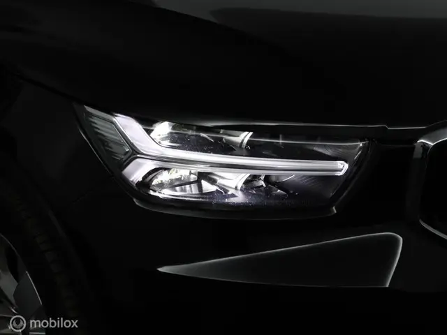 Volvo XC40 1.5 T2 Momentum automaat 2021 Benzine 42