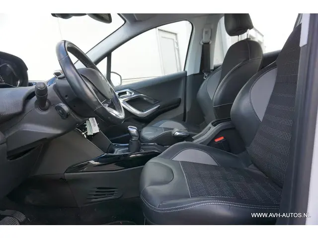 Peugeot 2008 1.2 PureTech GT-line 2017 Benzine 6