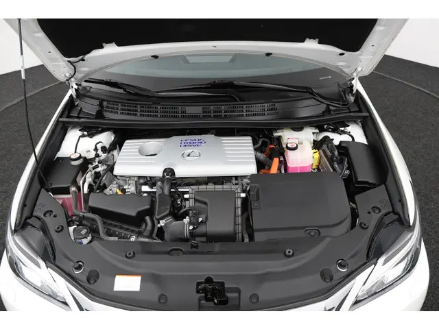 Lexus CT 200h Ultimate Edition 2020 Hybride Benzine 33