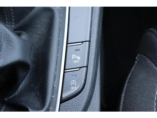 Hyundai i30 Wagon 1.4 T-GDI Comfort 2019 Benzine 36