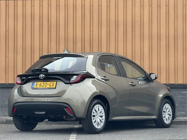 Toyota Yaris 1.5 VVT-i Active 2023 Benzine 5