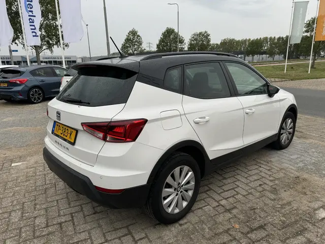 SEAT Arona 1.0 TSI Style Business Intense 2018 Benzine 5