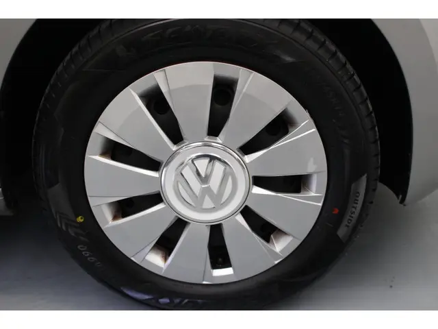 Volkswagen up! 1.0 BMT move up! 2019 Benzine 28