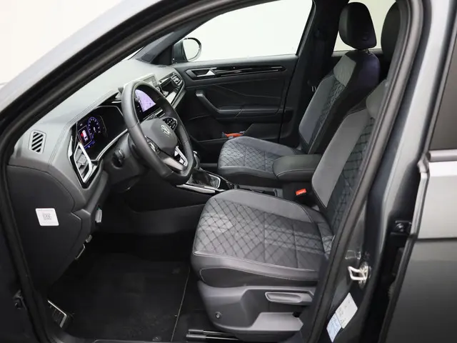Volkswagen T-Roc 1.5TSI/150PK R-Line DSG 2023 Benzine 16