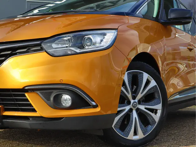 Renault Scénic 1.2 TCe Intens 2016 Benzine 6