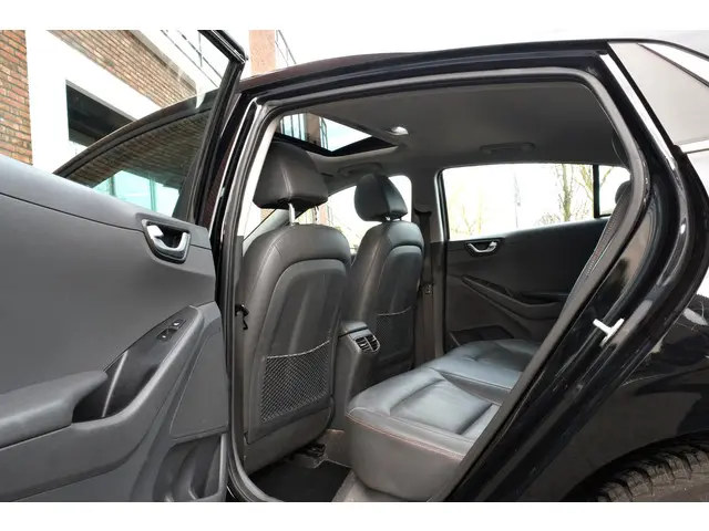 Hyundai IONIQ Premium EV 2018 Elektrisch 8