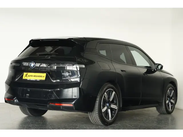 BMW iX xDrive50 Sport SKY 112 kWh 2023 Elektrisch 2