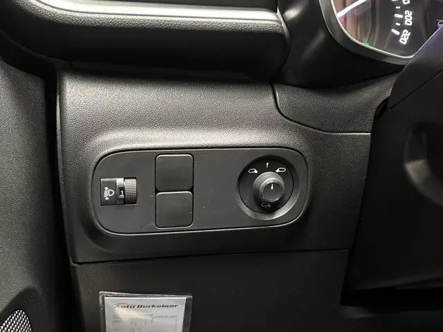 Citroën C3 1.2 PureTech Shine 2022 Benzine 23