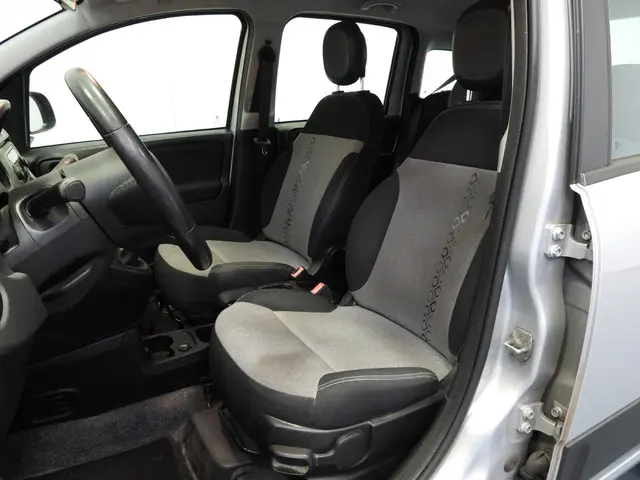 Fiat Panda 0.9 TwinAir Lounge 2017 Benzine 14