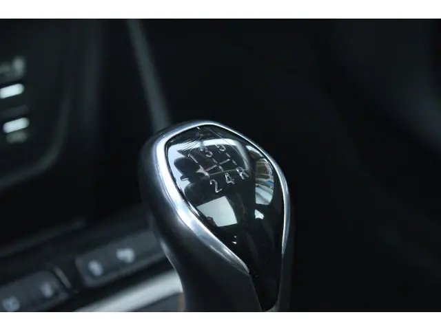 Opel Crossland X 1.2 Turbo Innovation 2017 Benzine 21