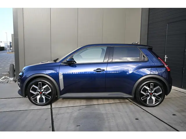 Renault 5 comfort range techno 52 kWh 2025 Elektrisch 5