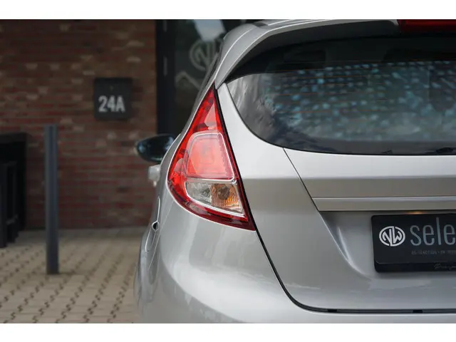 Ford Fiesta 1.25 2017 Benzine 26