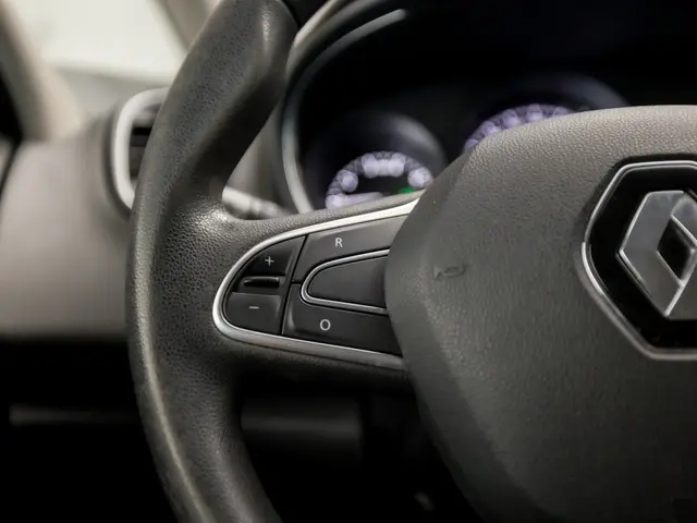 Renault Scénic 1.3 TCe Sport 2018 Benzine 17