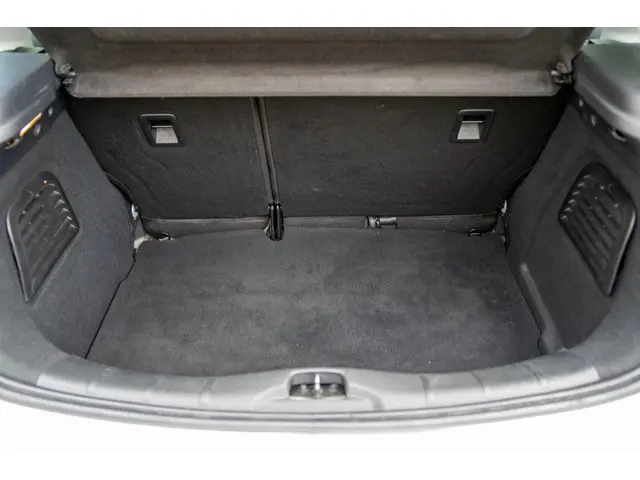 Citroën C3 1.2 PureTech Selection 2017 Benzine 20