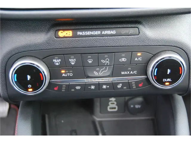 Ford Kuga 1.5 EcoBoost ST-Line X 150PK 2023 Benzine 28