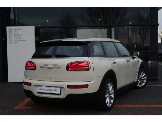 MINI Clubman One 2022 Benzine 2