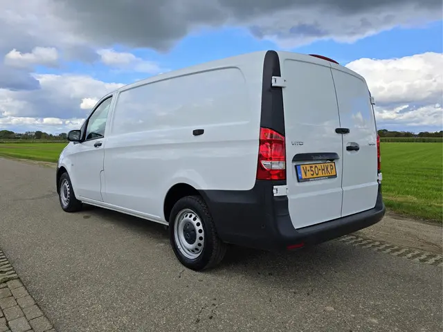 Mercedes-Benz Vito 3