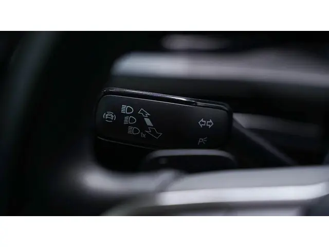 Volkswagen Golf 1.4 eHybrid Style 2022 Hybride Benzine 25