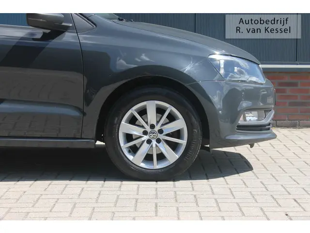 Volkswagen Polo 1.0 Easyline I NL-auto 2016 Benzine 10