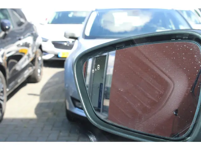 Ford Kuga 2.5 PHEV ST-Line 2022 Hybride Benzine 33