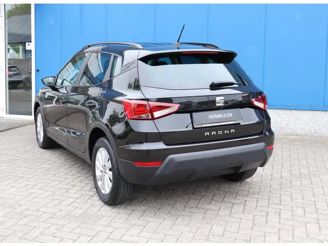 SEAT Arona 1.0 TSI Style Business Intense 2019 Benzine 21