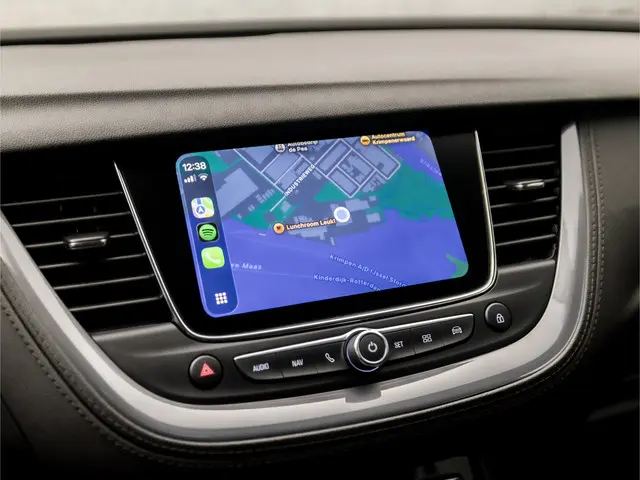 Opel Grandland X 1.2 Turbo Sport 2019 Benzine 26