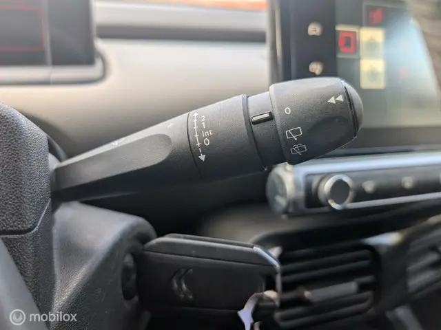 Citroën C4 Cactus feel 1.2 VTi Live 2014 Benzine 23