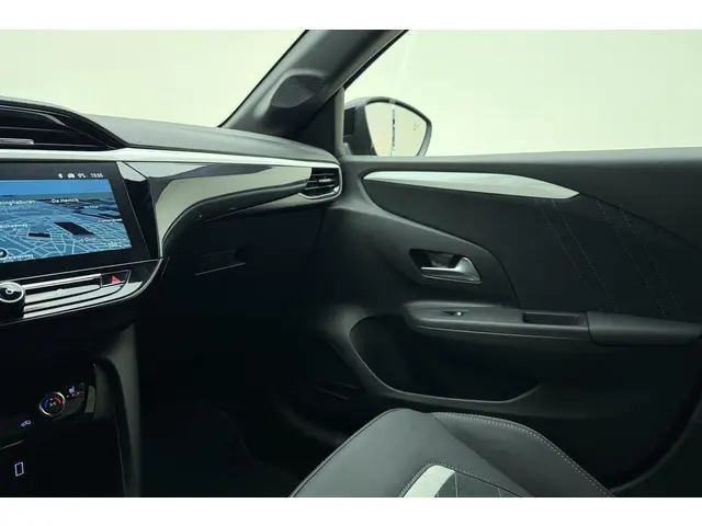 Opel Corsa 1.2 Turbo Hybrid GS 2025 Hybride Benzine 28