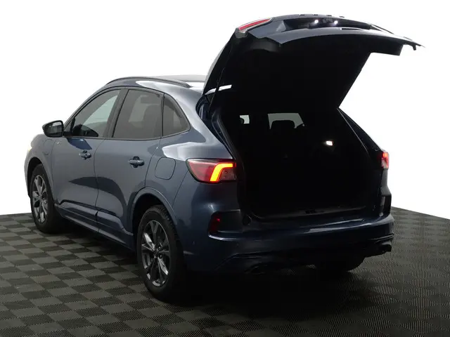 Ford Kuga 2.5 PHEV ST-Line Aut- 2021 Hybride Benzine 30