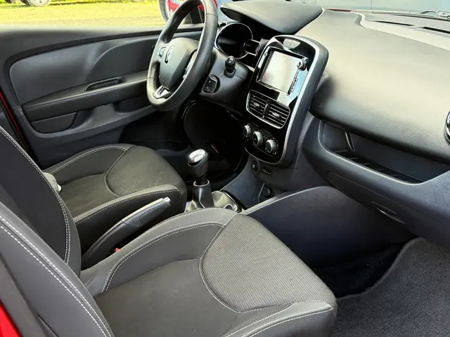 Renault Clio 0.9 TCe Intens 2018 Benzine 10