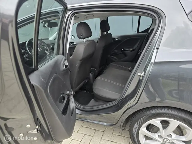 Opel Corsa 1.4, 5Drs, Dealer-onderhouden. 2017 Benzine 15
