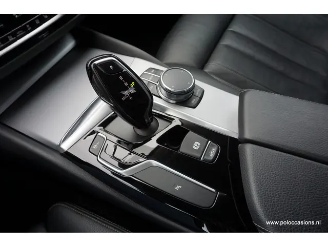 BMW 5 Serie 540i High Executive 2017 Benzine 19