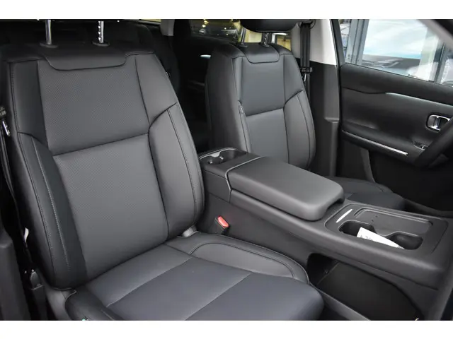 Leapmotor C10 REEV Design 28.4 kWh 2025 Hybride Benzine 12