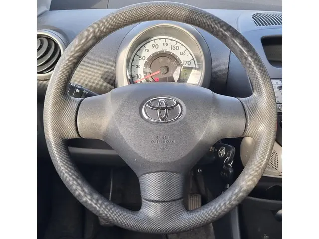 Toyota Aygo 1.0 VVT-i Comfort 2012 Benzine 10