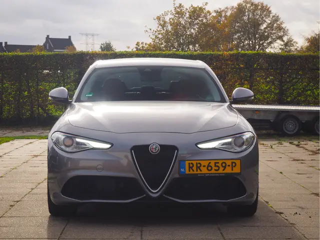 Alfa Romeo Giulia 2.0 T AWD Veloce Q4 280PK 2018 Benzine 5